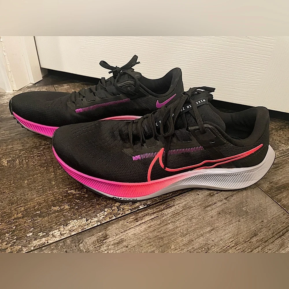 Nike Air Zoom Pegasus 38 EUC SZ 9.5
